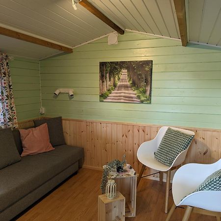 Yxningens Holiday Homes, Cottages And Camping Gusum Exteriér fotografie